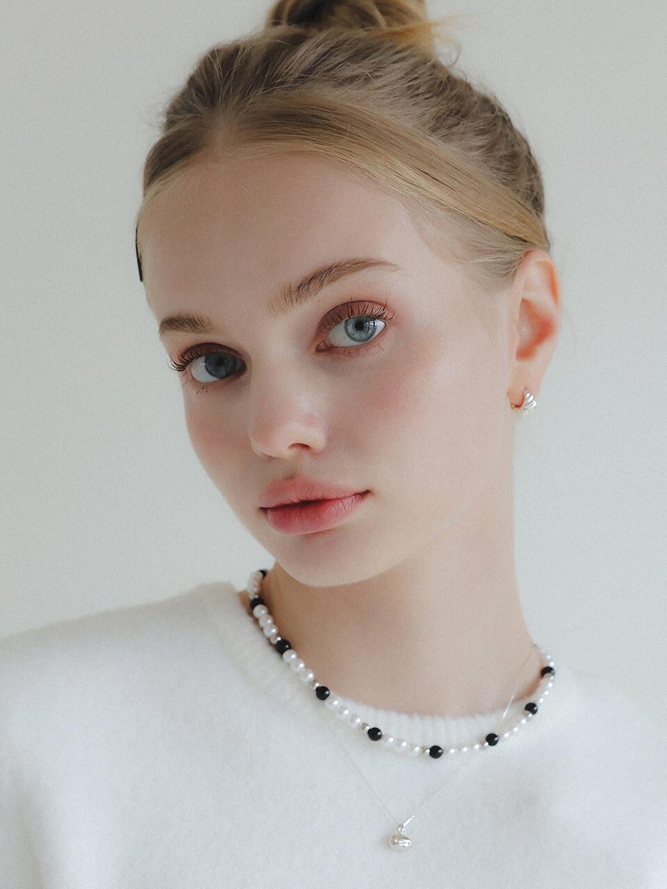 J.Lauren Hammer Pebble Silver Necklace