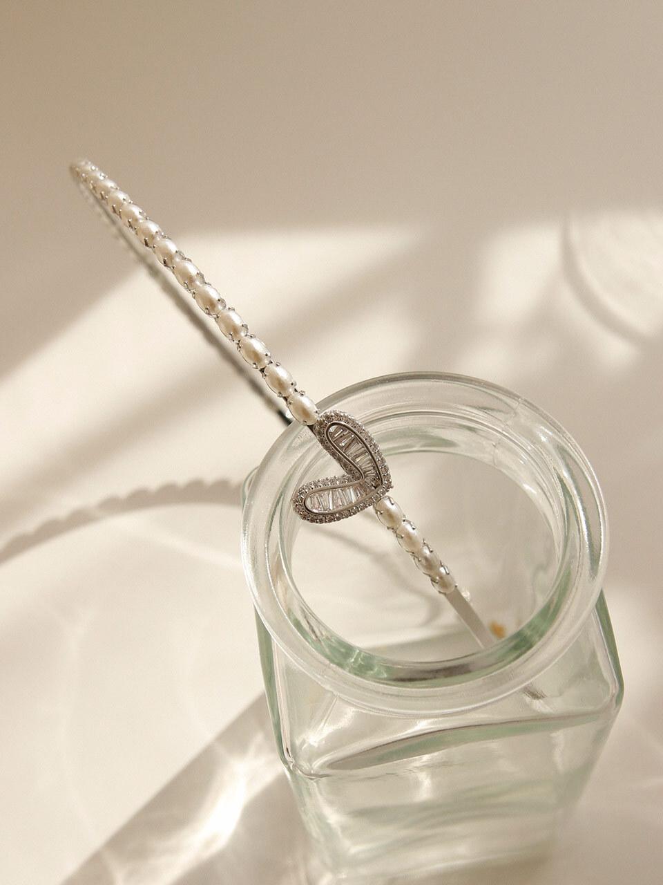 J.Lauren Pearl Cubic Heart Slim Hair Band H01139