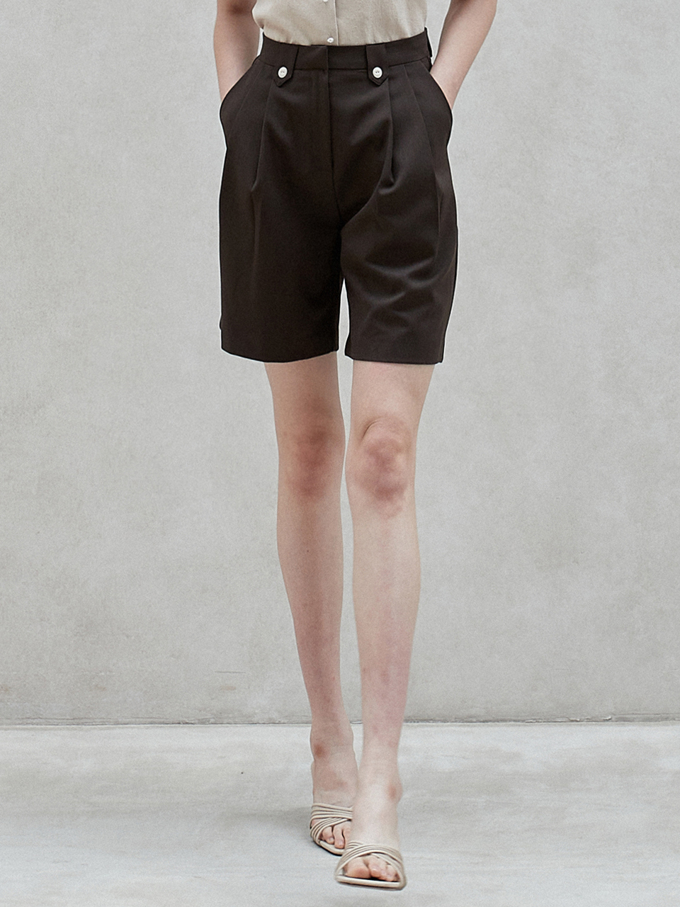 JOORTI Tap Midi Pants (Brown)