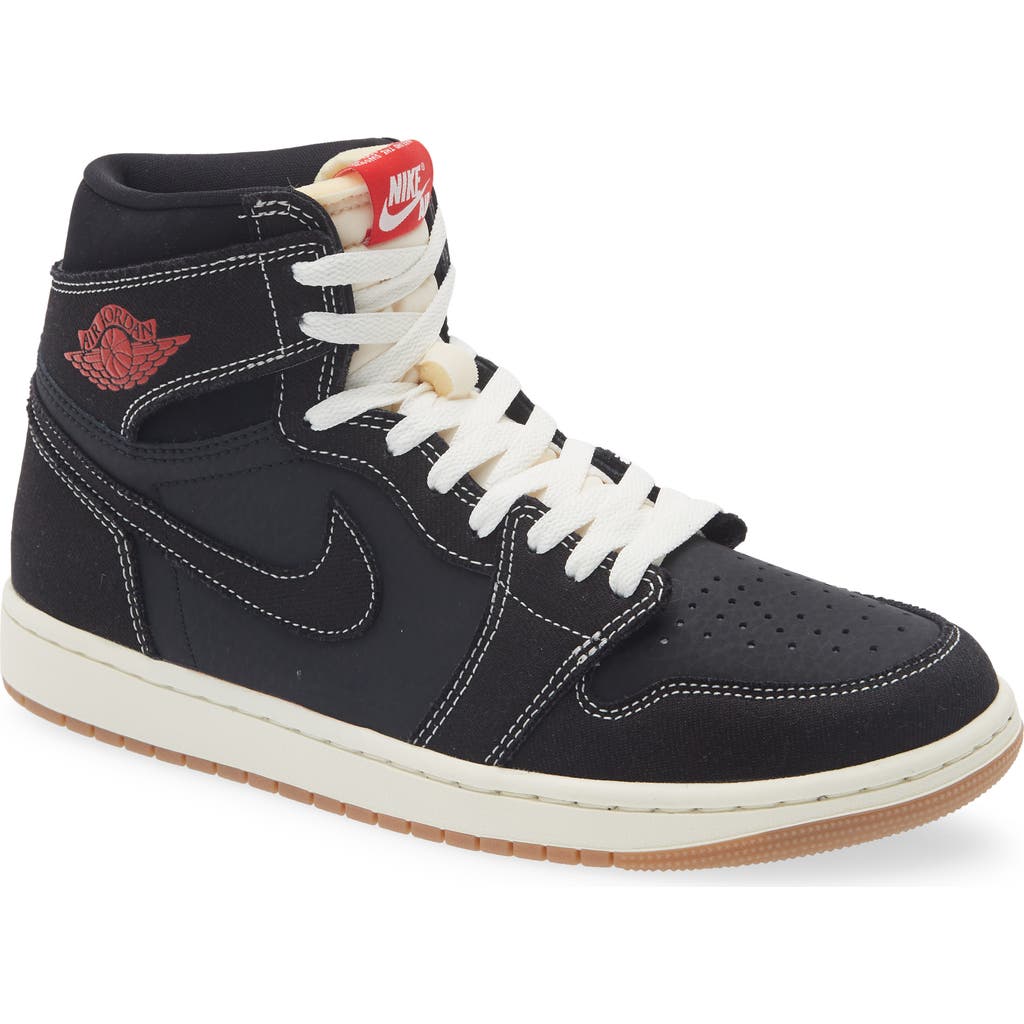 Jordan Air Jordan 1 Retro High OG Basketball Sneaker