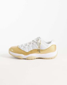 Jordan Nike Air Jordan 11 Retro Low sneakers in white and gold