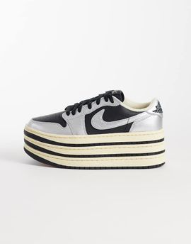 Jordan Nike Air Jordan 1 triple stack sneakers with metallic detailing in black