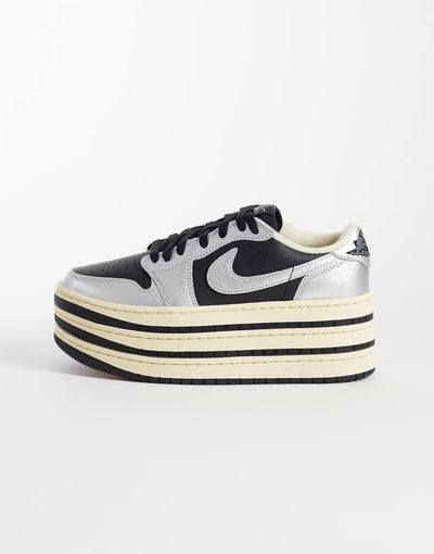 Jordan Nike Air Jordan 1 triple stack sneakers with metallic detailing in black