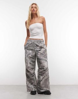Jordan Nike Jordan balloon pants in camo print-Green