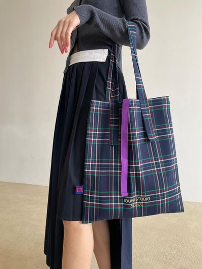 JOUER Autumn Check Basic Bag. Navy