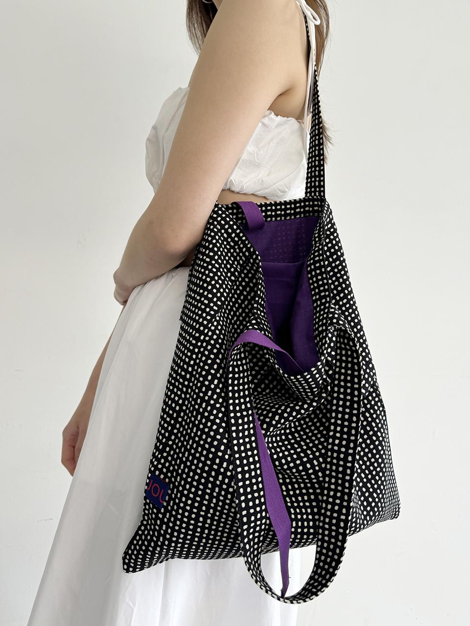 JOUER JOUER. Dot Basic Bag. Black