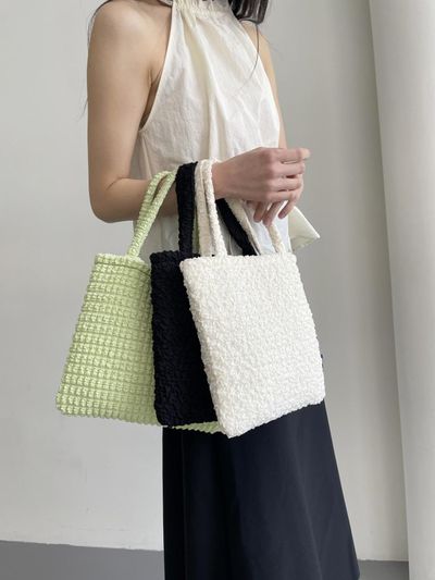 JOUER Padded crease mini bag_ cream/ black
