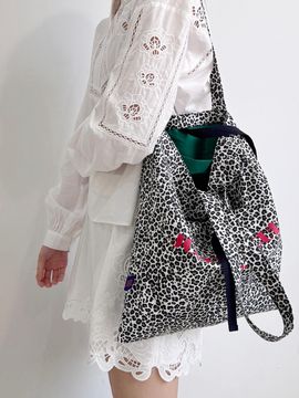 JOUER Spring Leopard Canvas Bag [Black/Brown]