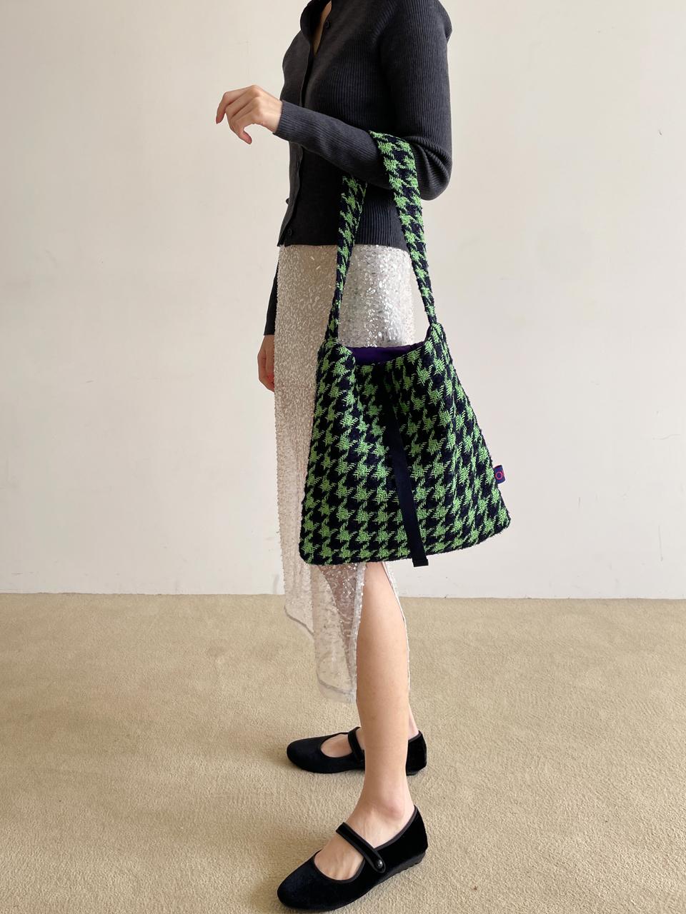 JOUER Tweed padding shoulder bag / green