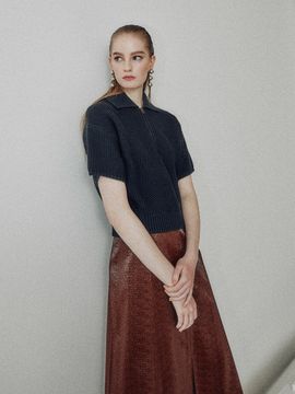 JOY GRYSON Chunky Cropped Zip-up Knit Top (Black)