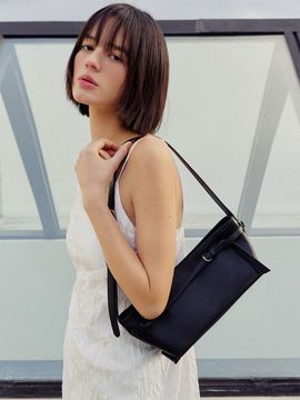 JOY GRYSON Ricky EW Shoulder Bag_Black
