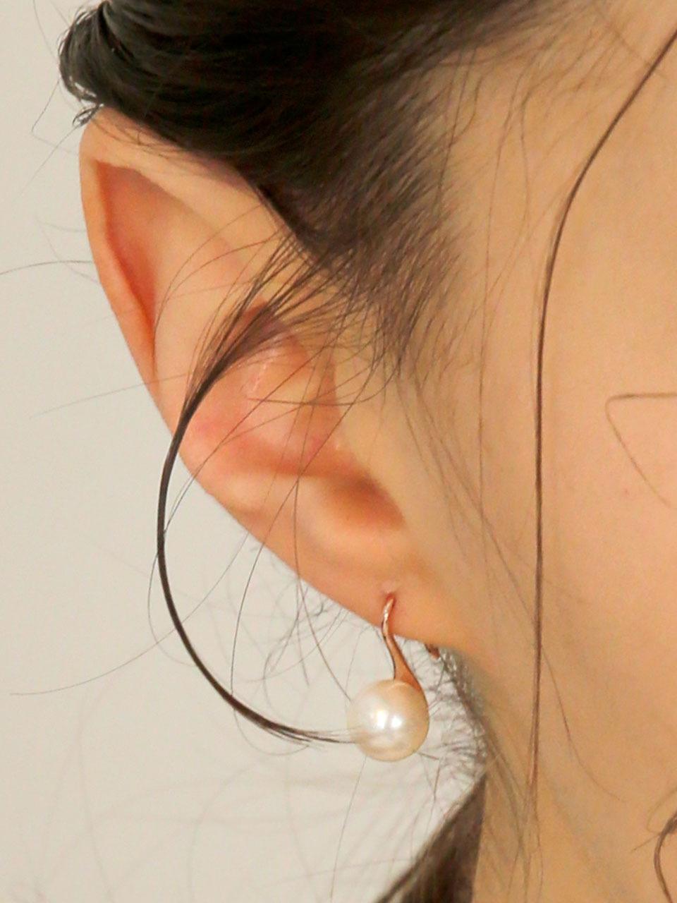 JUDY AND PAUL Eloui Simple Basic Pearl Earrings