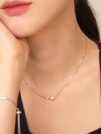JUDY AND PAUL Oh freshwater pearl point necklace