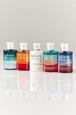 Juliette Has A Gun Deluxe Miniature Set