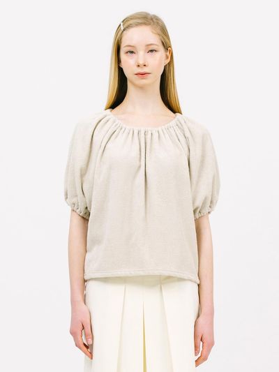 Jun by Jun k. Boucle string top beige