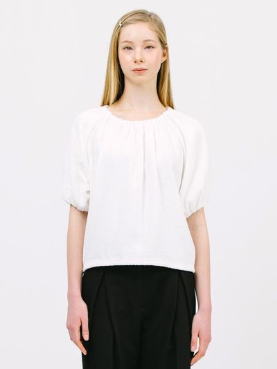 Jun by Jun k. boucle string top_white