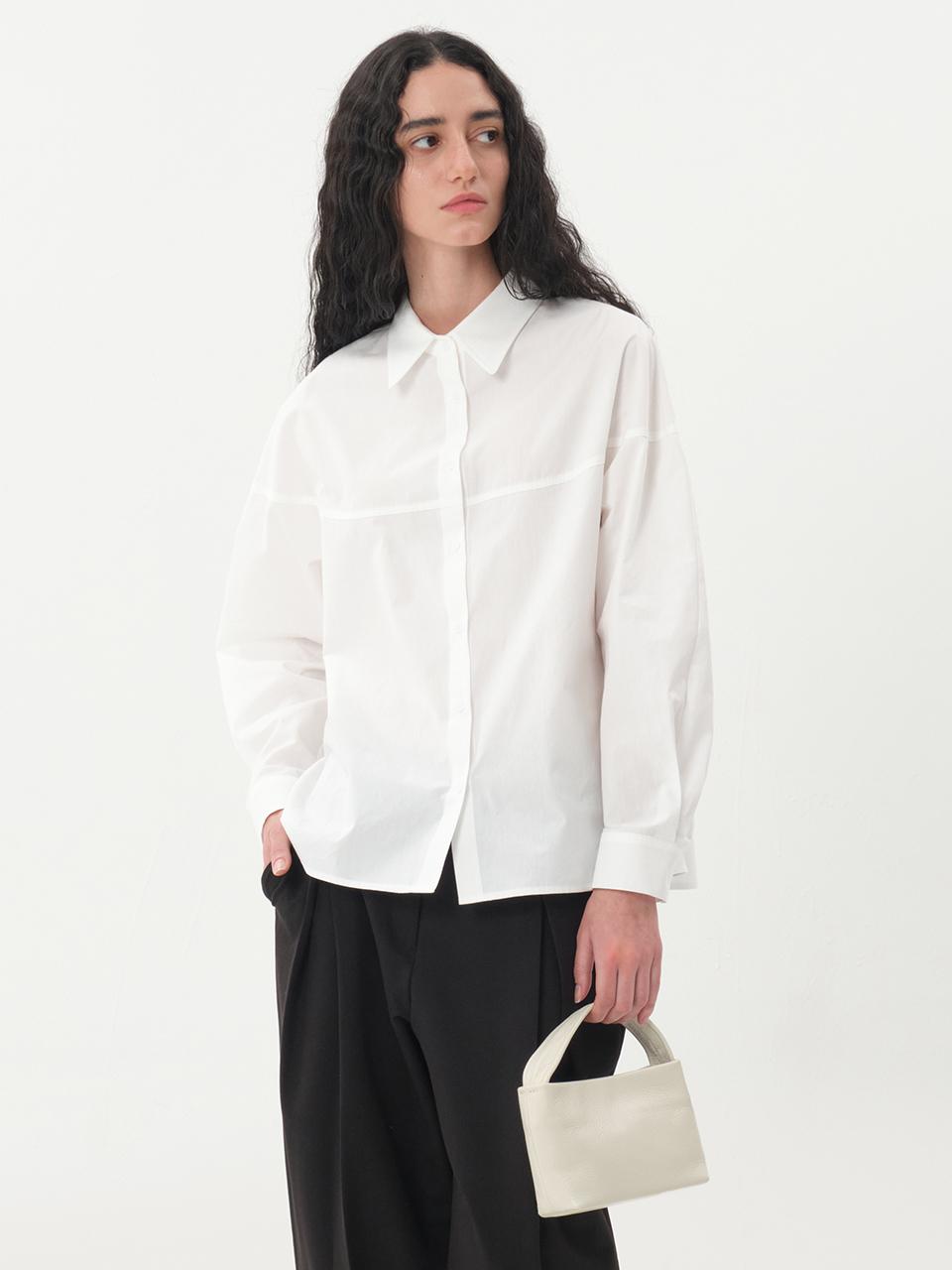 Jun by Jun k. Round Sleeve Blouse [White]