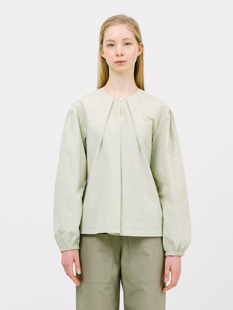 Jun by Jun k. shirring sleeve blouse_Light green