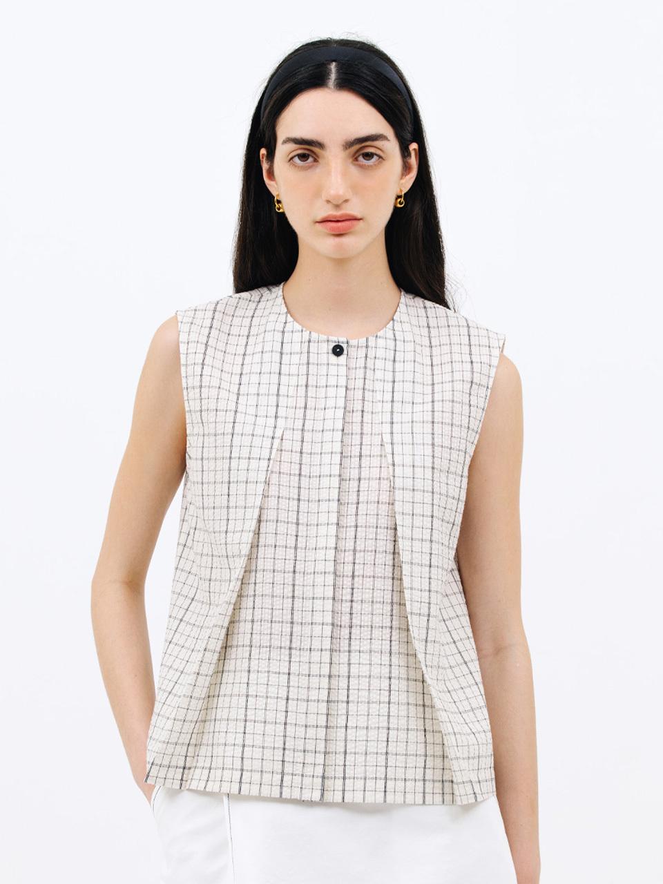 Jun by Jun k. Tuck Sleeveless Blouse_Check Black
