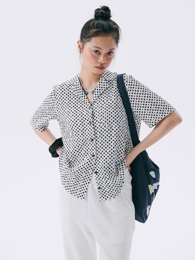 JUNEJUNE SPACE Floral Seersucker Relaxed Fit Shirt [Black]