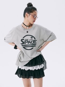 JUNEJUNE SPACE Frill Lace Three-Tiered Mini Skirt [Black]