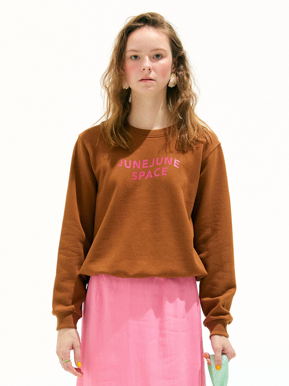 JUNEJUNE SPACE June June Space Sweat Shirt (Brown)