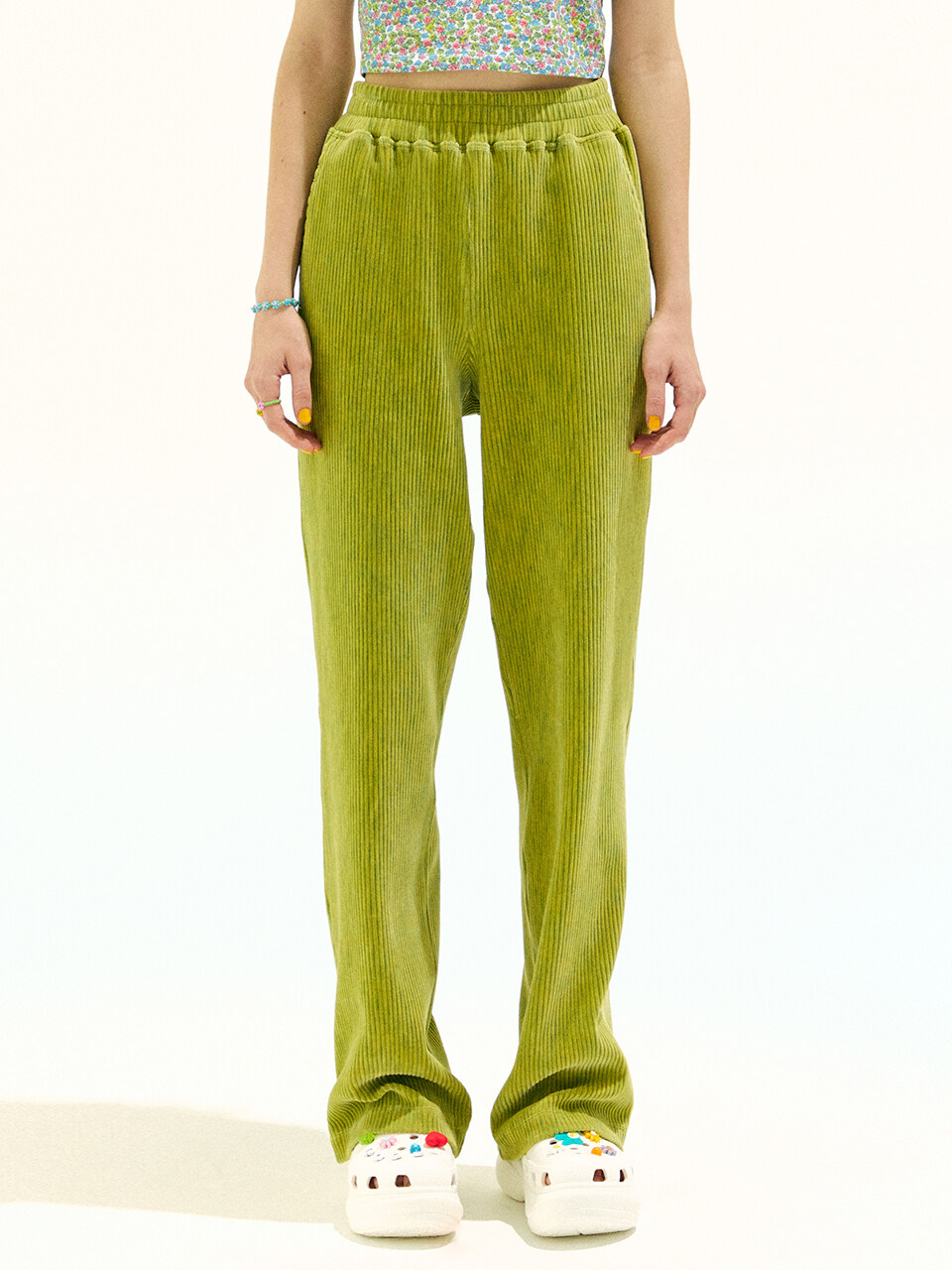 JUNEJUNE SPACE Two Tone Velour Pants (Light Green)