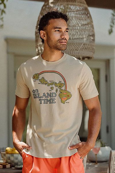 Junk Food Junk Food On Island Time Hawaii Vintage Tee in Camel, Men's at Urban Outfitters