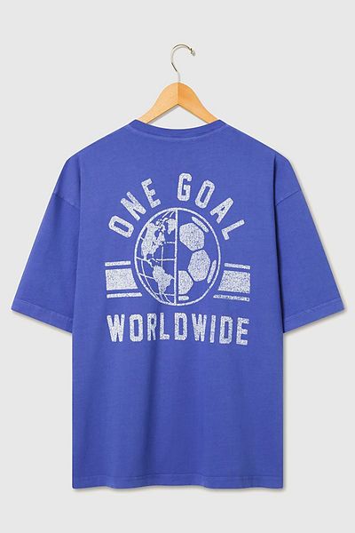 Junk Food Junk Food One Goal Worldwide Hockey Tee in Liberty, Men's at Urban Outfitters