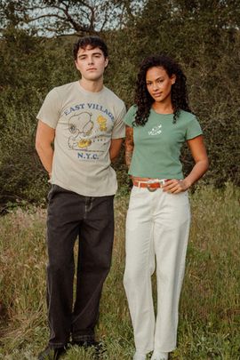 Junk Food Junk Food Snoopy East Village Tee in Birch, Men's at Urban Outfitters