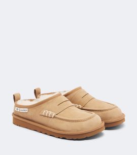 JW Anderson JW Anderson x UGG shearling-lined suede mules