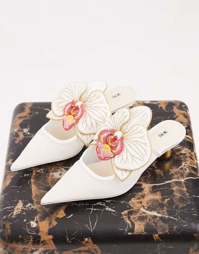 JW PEI JW Pei Helena floral heeled mules in white