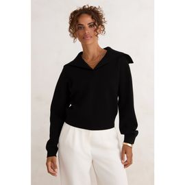 KADA KADA The Wide Collar Sweater