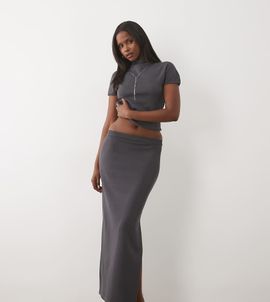 Kaiia Kaiia exclusive 90s fine knit side slit midaxi skirt in charcoal - part of a set-Gray