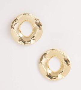 Kaiia Kaiia exclusive oversized hammered metal earrings in gold tone