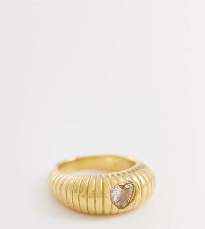 Kaiia Kaiia exclusive stainless steel ribbed heart stone ring in gold