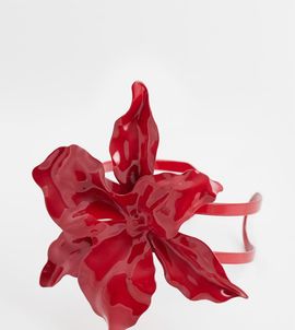 Kaiia Kaiia exclusive statement flower bangle in red
