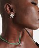 Kamyen Kamyen Asymmetric floral 18kt white gold earrings with enamel and diamonds - 3