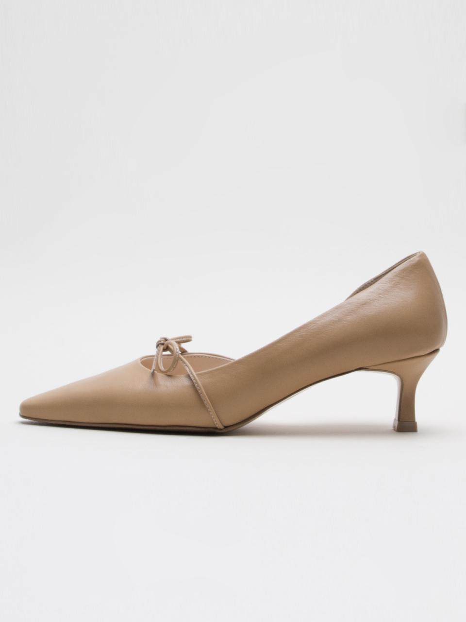 karen white Acro Mid Heel Pumps 5cm