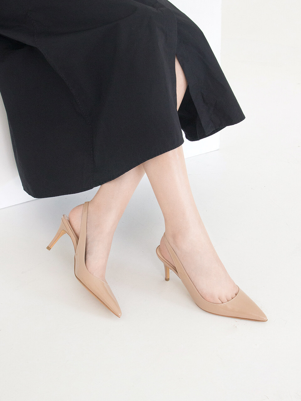 karen white Basics_Slingback
