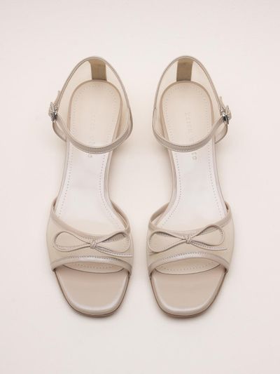 karen white Breeze 2cm Flat Sandals (kw2865)