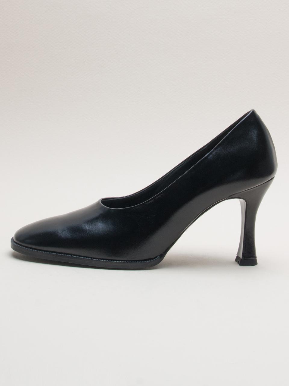 karen white Cowhide Square Toe 8cm Pumps [Black] (KW2753)
