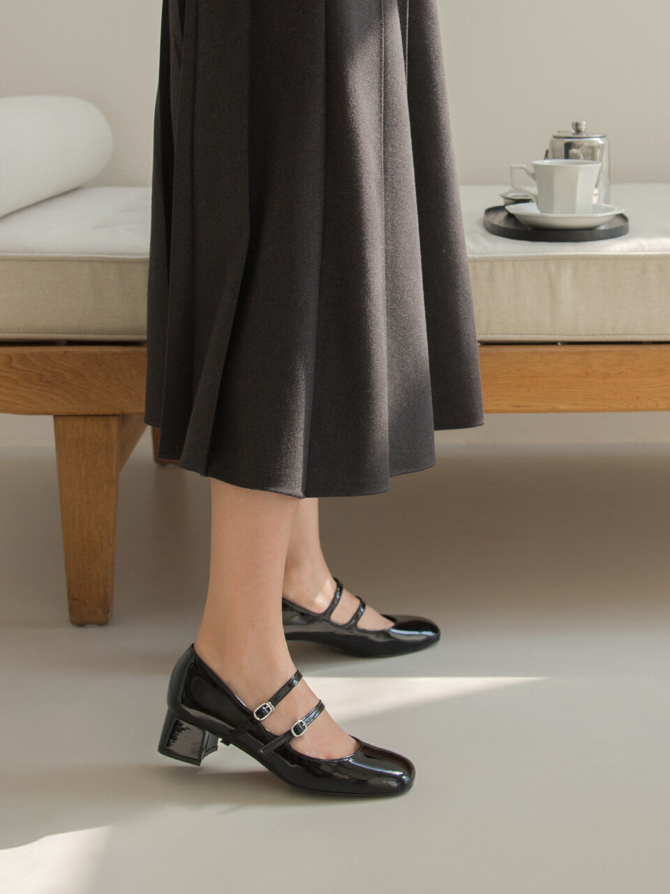 karen white Herb Pumps - Black