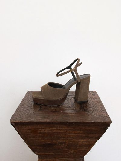 karen white Million 9cm Heeled Sandals (kw2833)