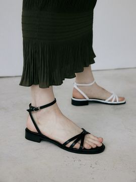 karen white Wave Strap Sandals
