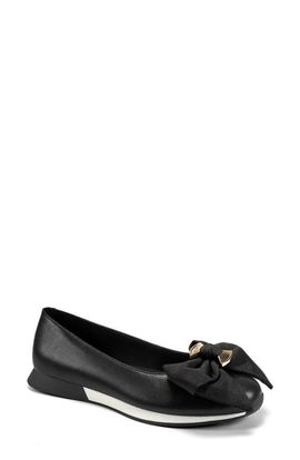 KARL LAGERFELD PARIS KARL LAGERFELD PARIS Magalia Bow Sneaker Flat