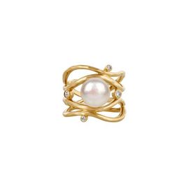 Karma and Luck Karma and Luck Pearl Gold Plated Women's Statement Ring - Mystic Beauty