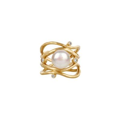 Karma and Luck Karma and Luck Pearl Gold Plated Women's Statement Ring - Mystic Beauty