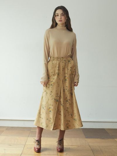 katiacho Katiacho Corduroy Cargo Flower Skirt [Pink/Beige]
