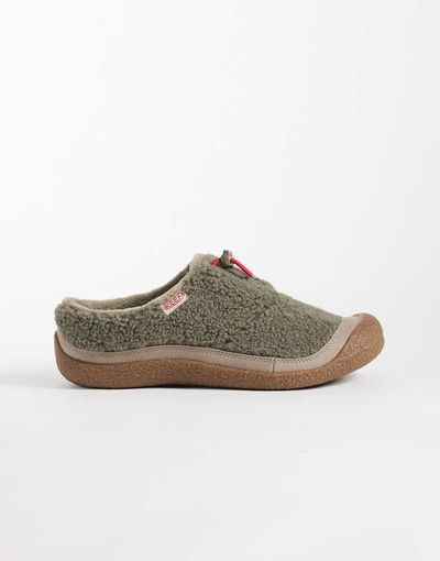 Keen Keen Howser fleece slides in dark olive-Green